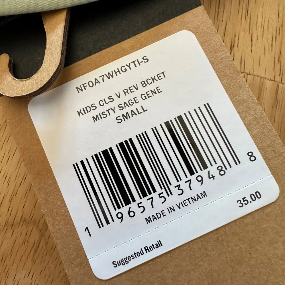The North Face  Class V Reversible Bucket Hat‎ Kids Size Small Camo
